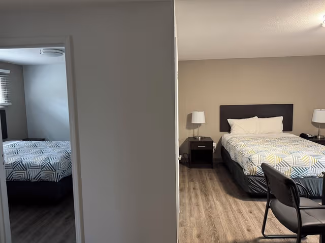 Standard Suite, 2 Queen Beds, Non Smoking