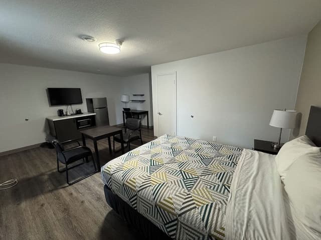 Standard Suite, 2 Queen Beds, Non Smoking