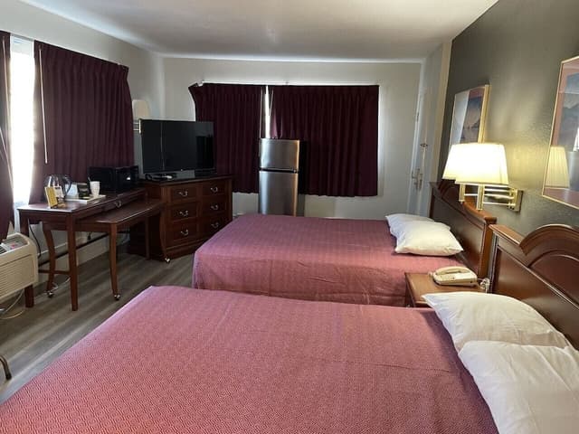 Room, 2 Queen Beds