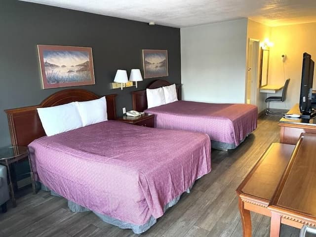 Room, 2 Queen Beds