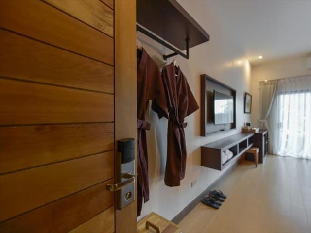 Triple Room
