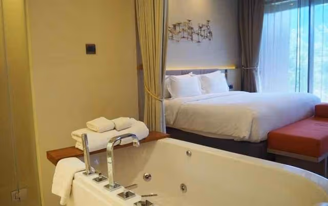 D Corner Suite