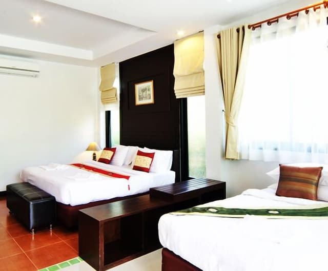 Executive Room