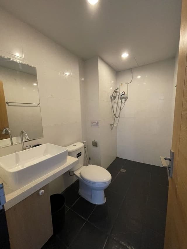 Two Bedroom With Kitchenette Apartment