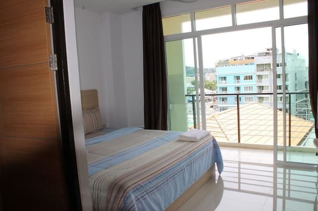 Studio Apartment With Balcony