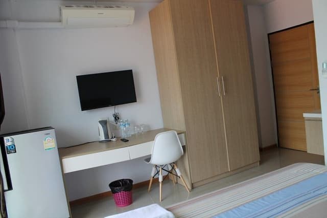 Studio Apartment With Balcony