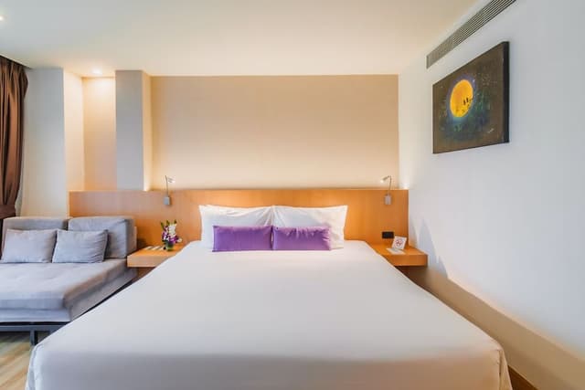 Deluxe Twin Room with Balcony