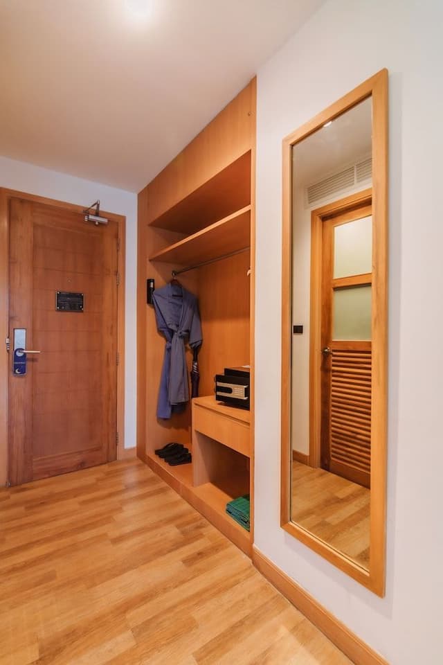 Deluxe Twin Room with Balcony
