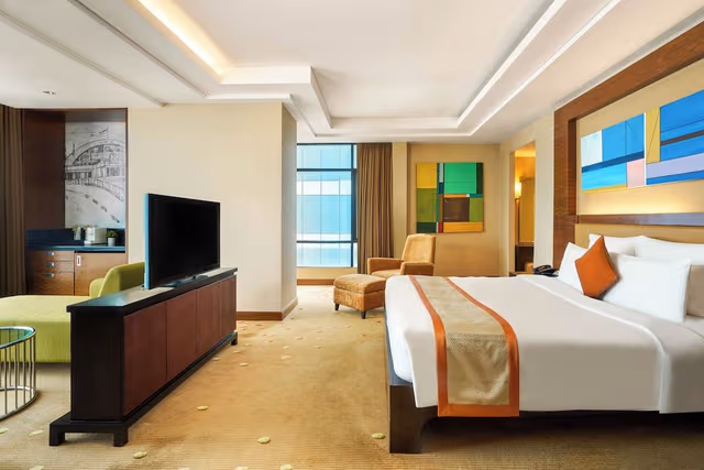 Deluxe Suite