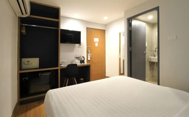 Standard Double Room without Window