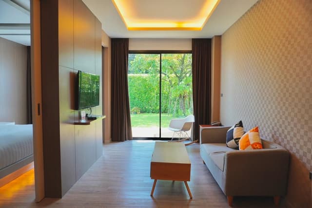 Suite Jacuzzi Room