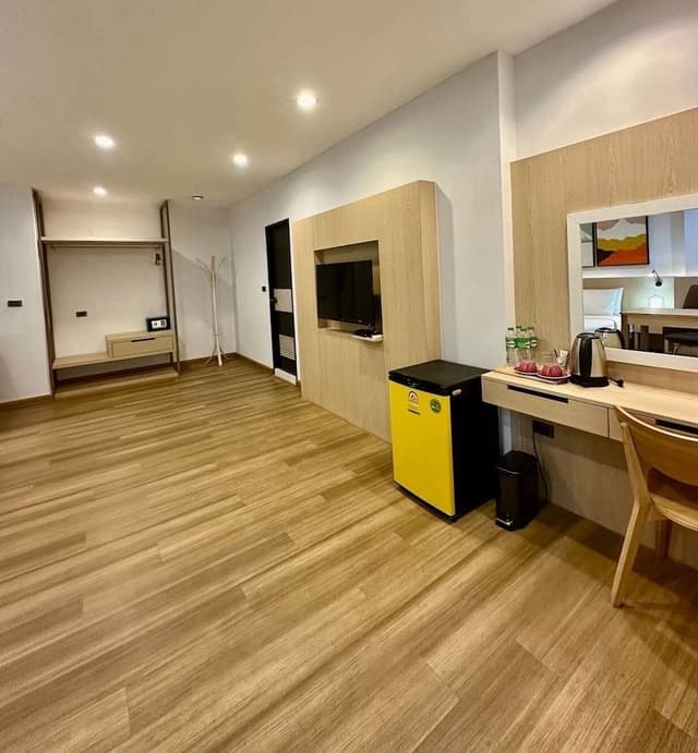 Executive Suite, 1 King Bed with Sofa bed, Non Smoking