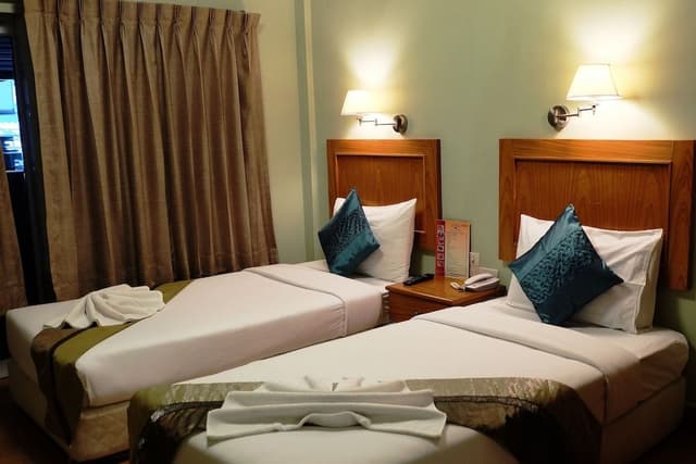 1 Twin Bed Room