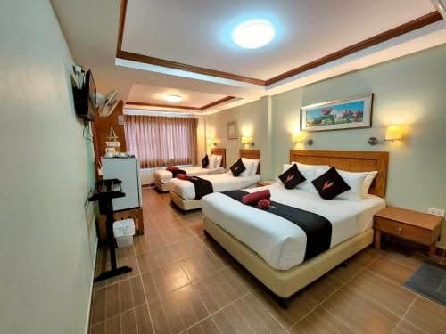 Quad Room