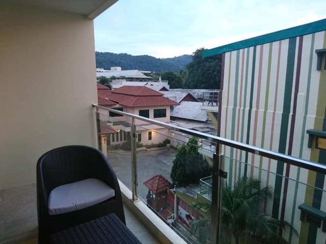 Double or Twin Room with Side Sea View