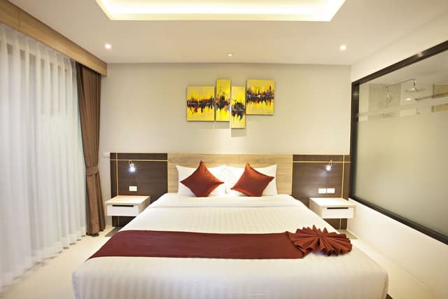 Deluxe Double Room with Balcony