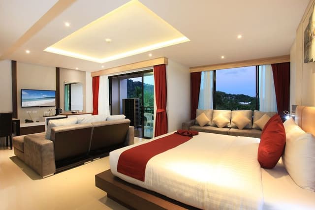 Grand Suite with Balcony