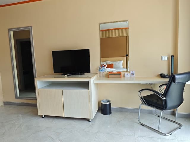Deluxe Room, 1 Double or 2 Twin Beds