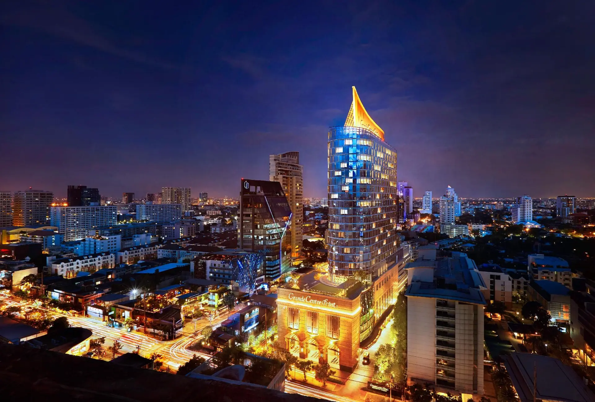 โรงแรมแกรนด์ เซนเตอร์ พอยต์ สุขุมวิท 55 โรงแรมแกรนด์ เซนเตอร์ พอยต์ สุขุมวิท 55