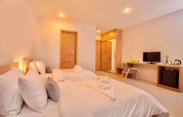 Deluxe Twin Room