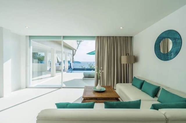 Four-Bedroom Suite with Private Pool