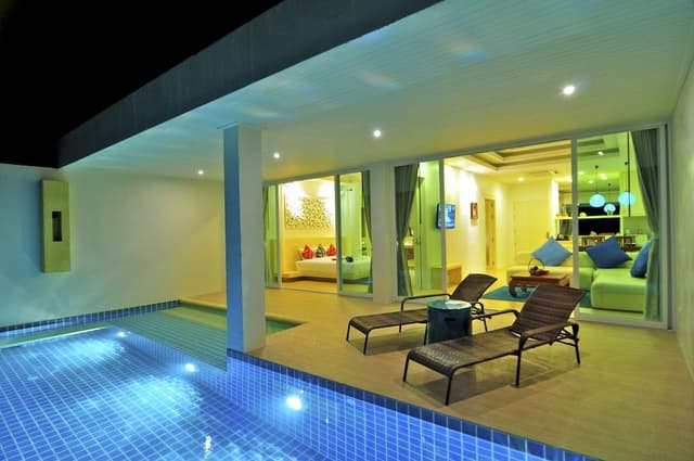 One-Bedroom Grand Suite with Private Pool