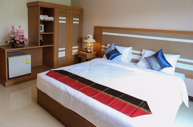 Deluxe King Room