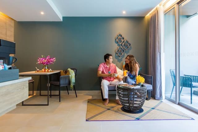 One Bedroom Suite Pool Access