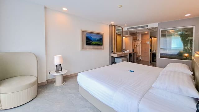 Premium Superior King Room