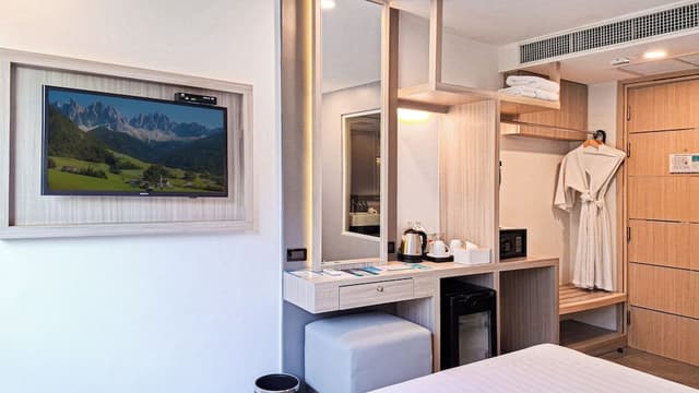 Standard King Room