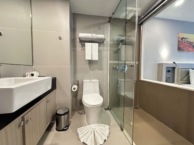 Standard King Room