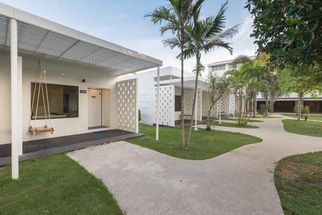 Villa Beach Side