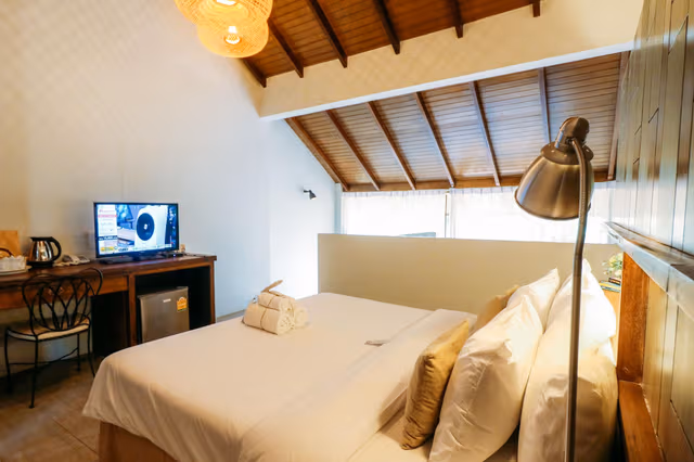 Double Bed