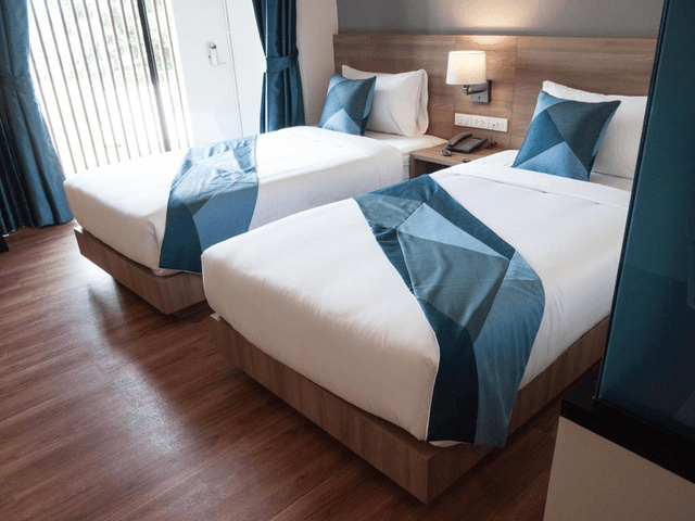 Standard Twin Room
