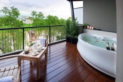 Jacuzzi Suite Room