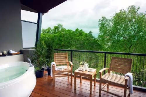 Jacuzzi Suite Room