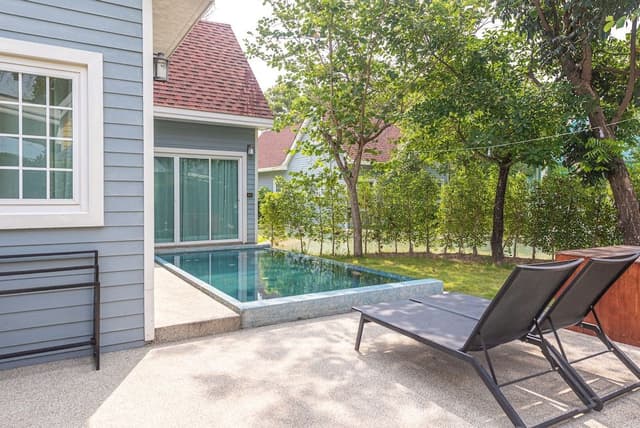Grand Pool Villa