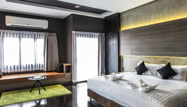 Epic Suite