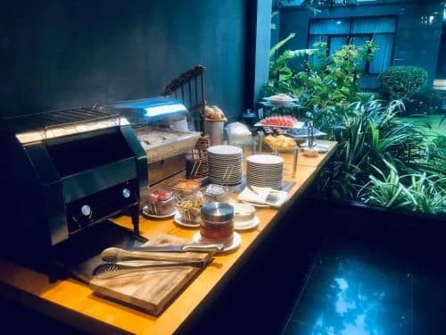 Deluxe Non-Smoking Room