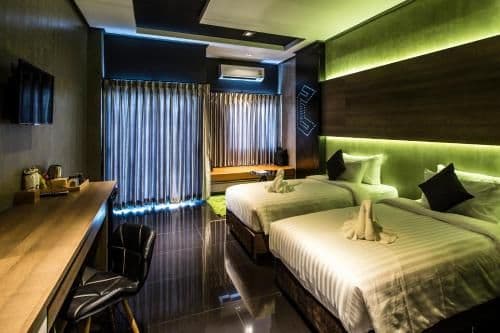Deluxe Non-Smoking Room