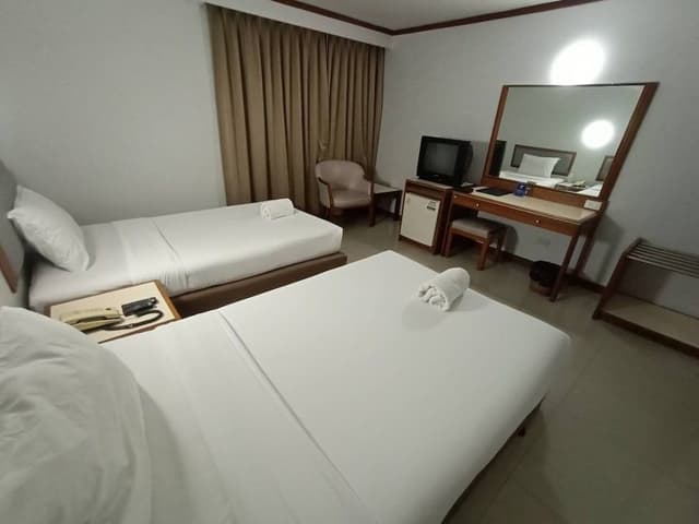 Standard Room, 2 Twin Beds