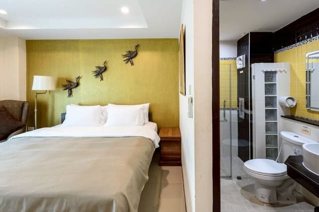 Classic Deluxe Room