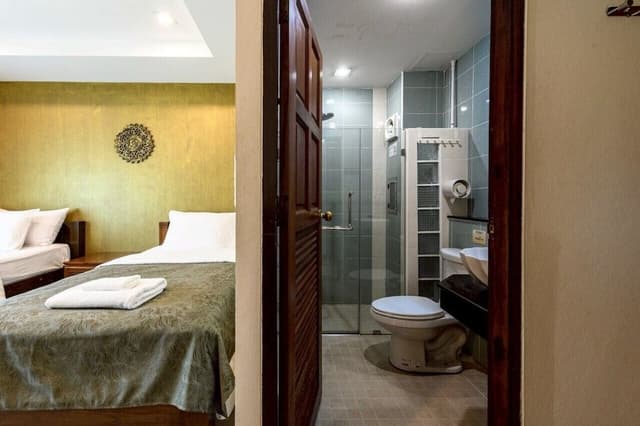 Classic Deluxe Room