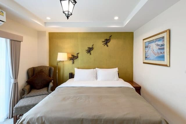 Classic Deluxe Room