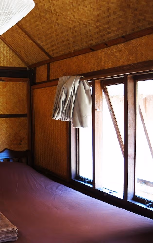 Fan Bungalow