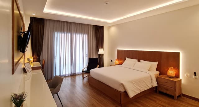 Superior King Room With Balcony
