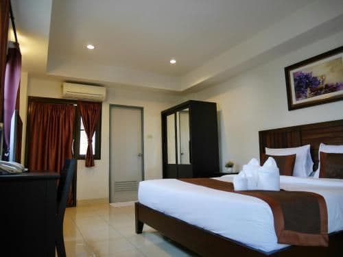 Deluxe Double Bed