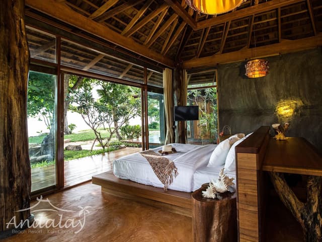 Oriental Beach Front View Villa
