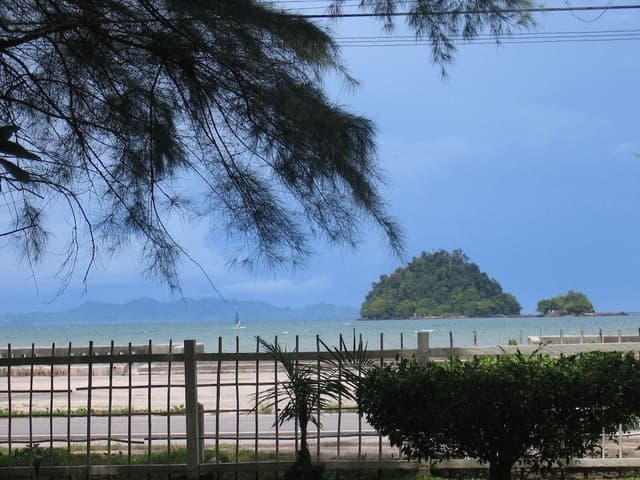 Deluxe Room with Sea View