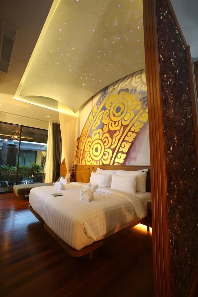 Cabana Suite Pool Access